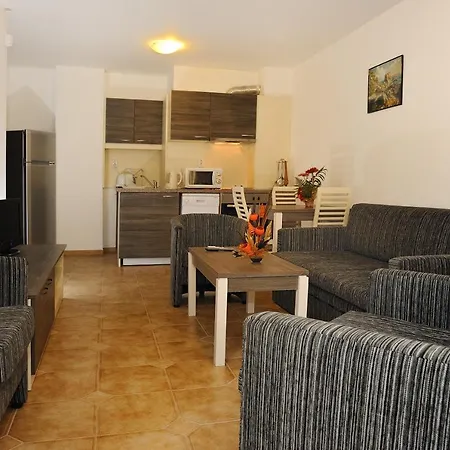 White Sands - Ravda Hotel *
