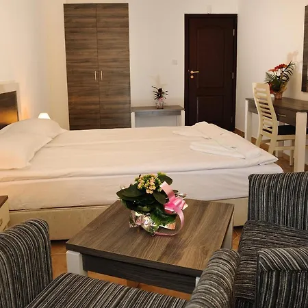 White Sands - Ravda Hotel *